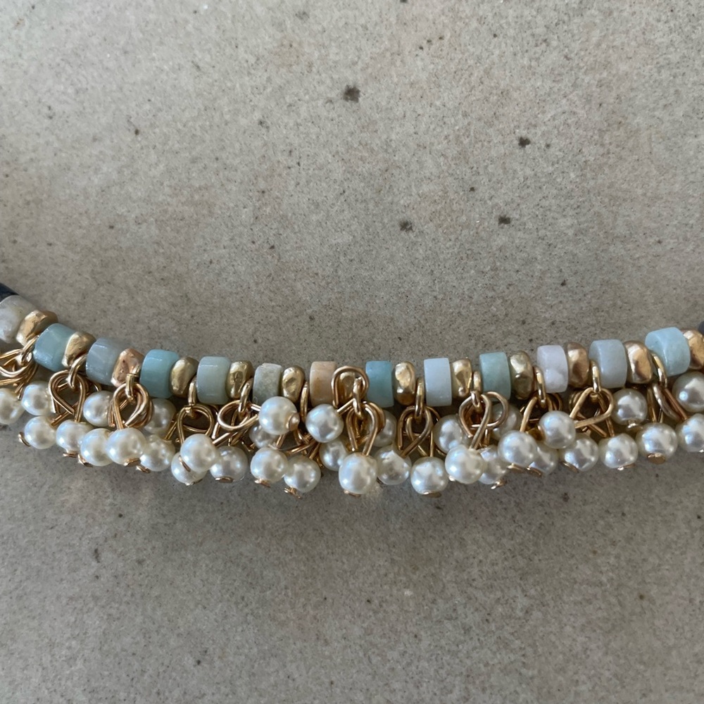 Bubble bar necklace with seed pearls